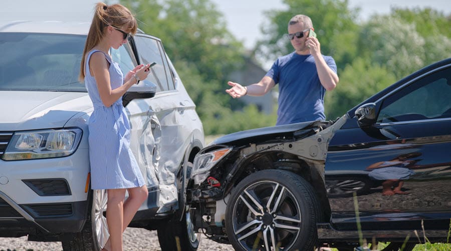 Car accident exchanging insurance Mississippi car accident lawyers comparative negligence